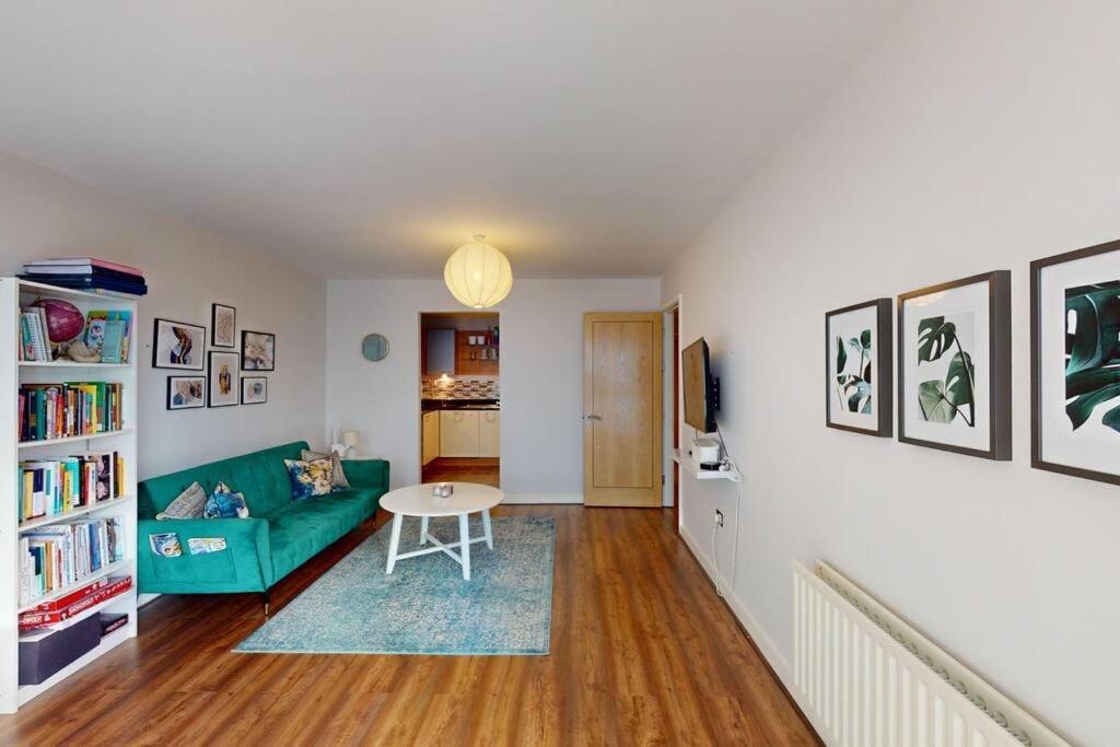 Centrally Located, Comfy 2-Bed 2-Bath Apt Dublin Buitenkant foto